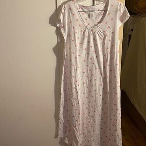 Midnight by Carole Hochman White Nightgown with Pink and Green Accents